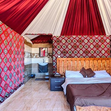 Whydesert Camp & Tours Вади Рум Екстериор снимка