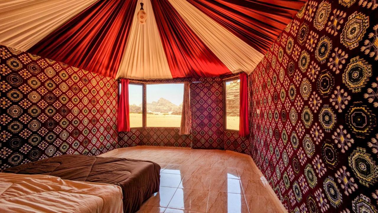 Whydesert Camp & Tours Вади Рум Екстериор снимка
