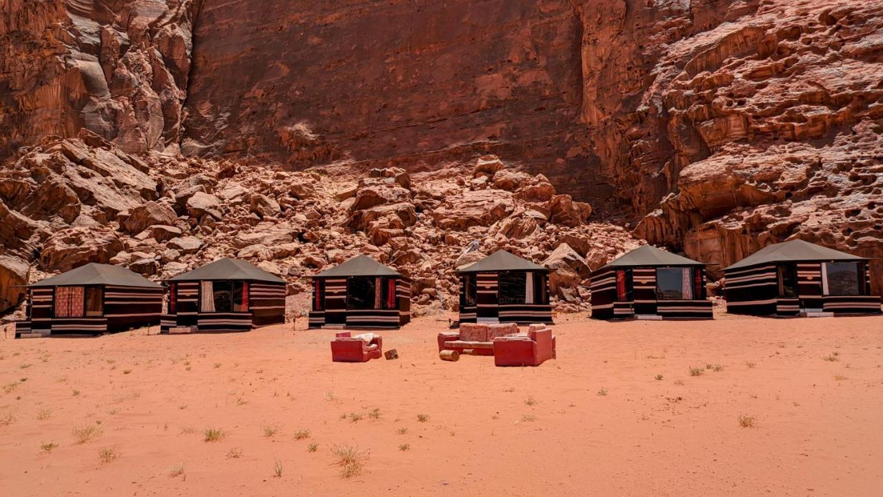 Whydesert Camp & Tours Вади Рум Екстериор снимка